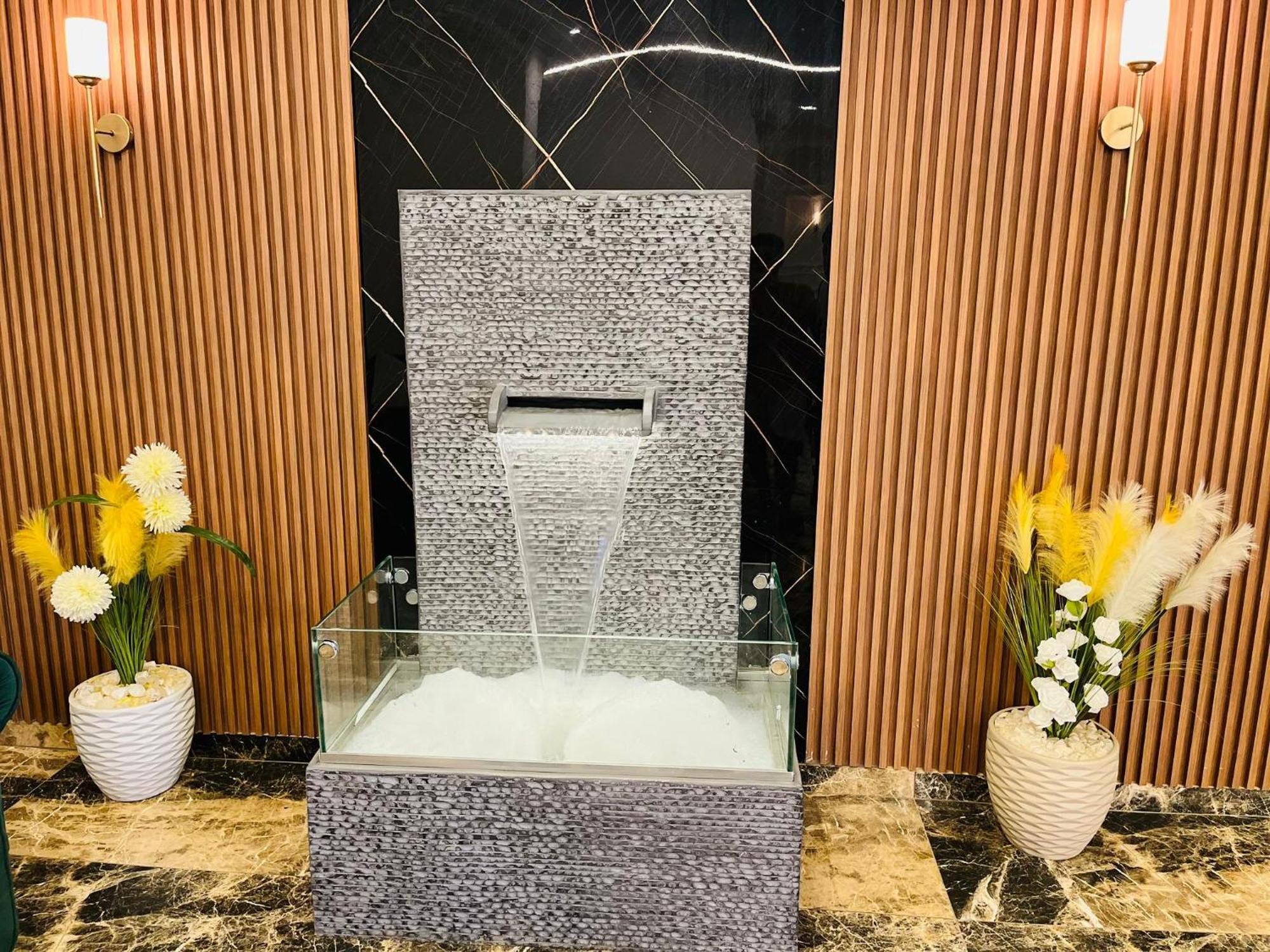 Shadow Pyramids Suites And Jacuzzi Kafrat al Jabal Екстер'єр фото
