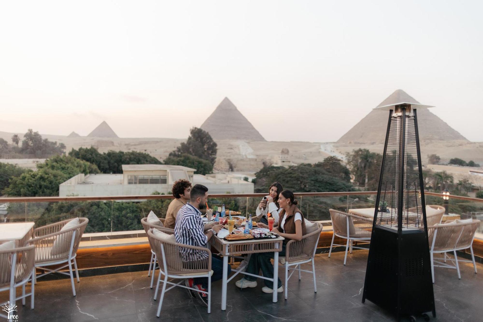 Shadow Pyramids Suites And Jacuzzi Kafrat al Jabal Екстер'єр фото