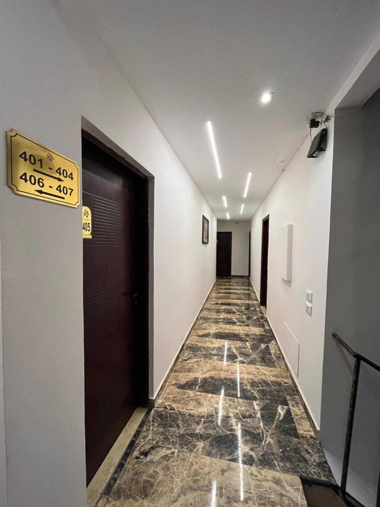 Shadow Pyramids Suites And Jacuzzi Kafrat al Jabal Екстер'єр фото