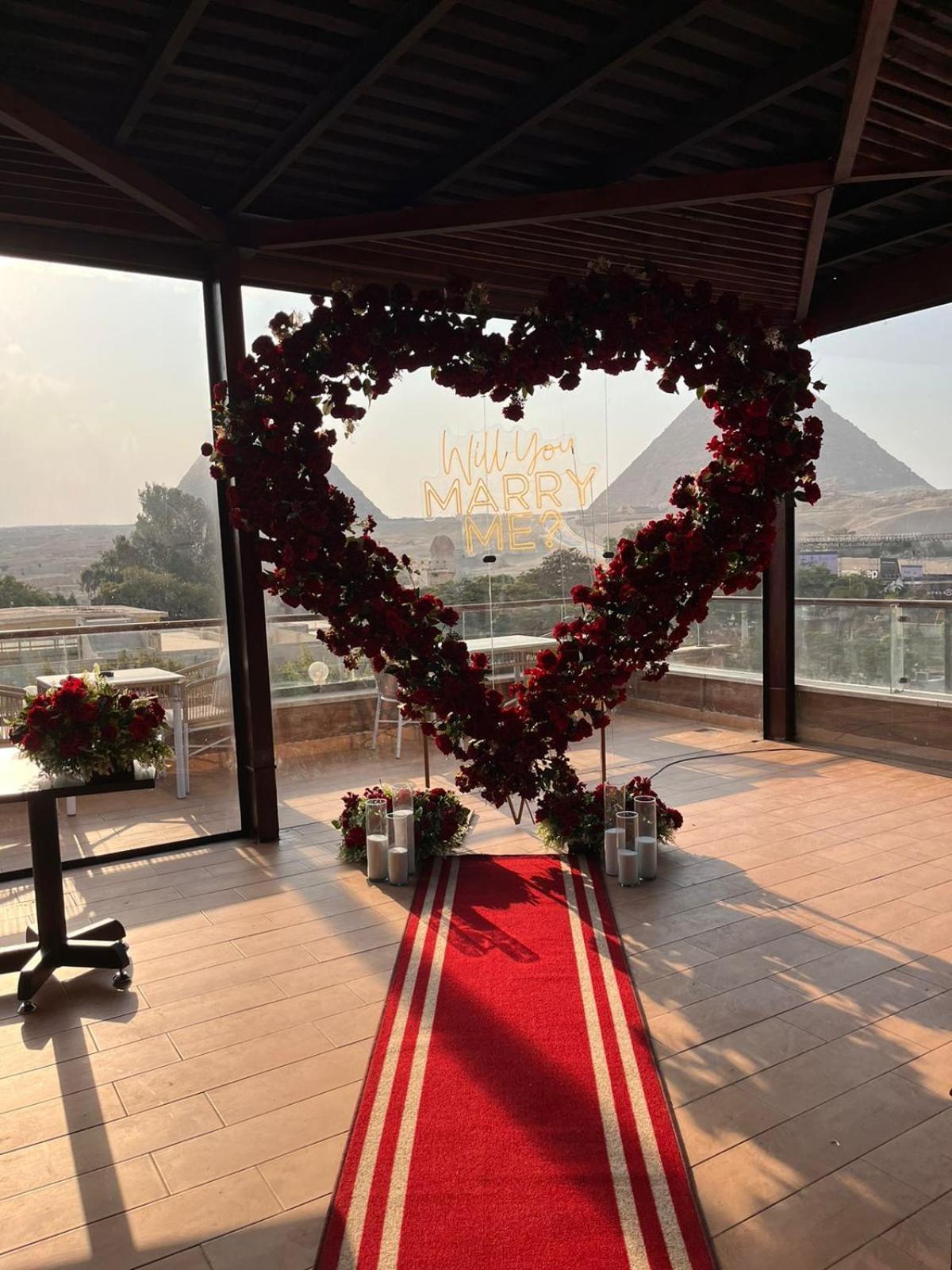 Shadow Pyramids Suites And Jacuzzi Kafrat al Jabal Екстер'єр фото